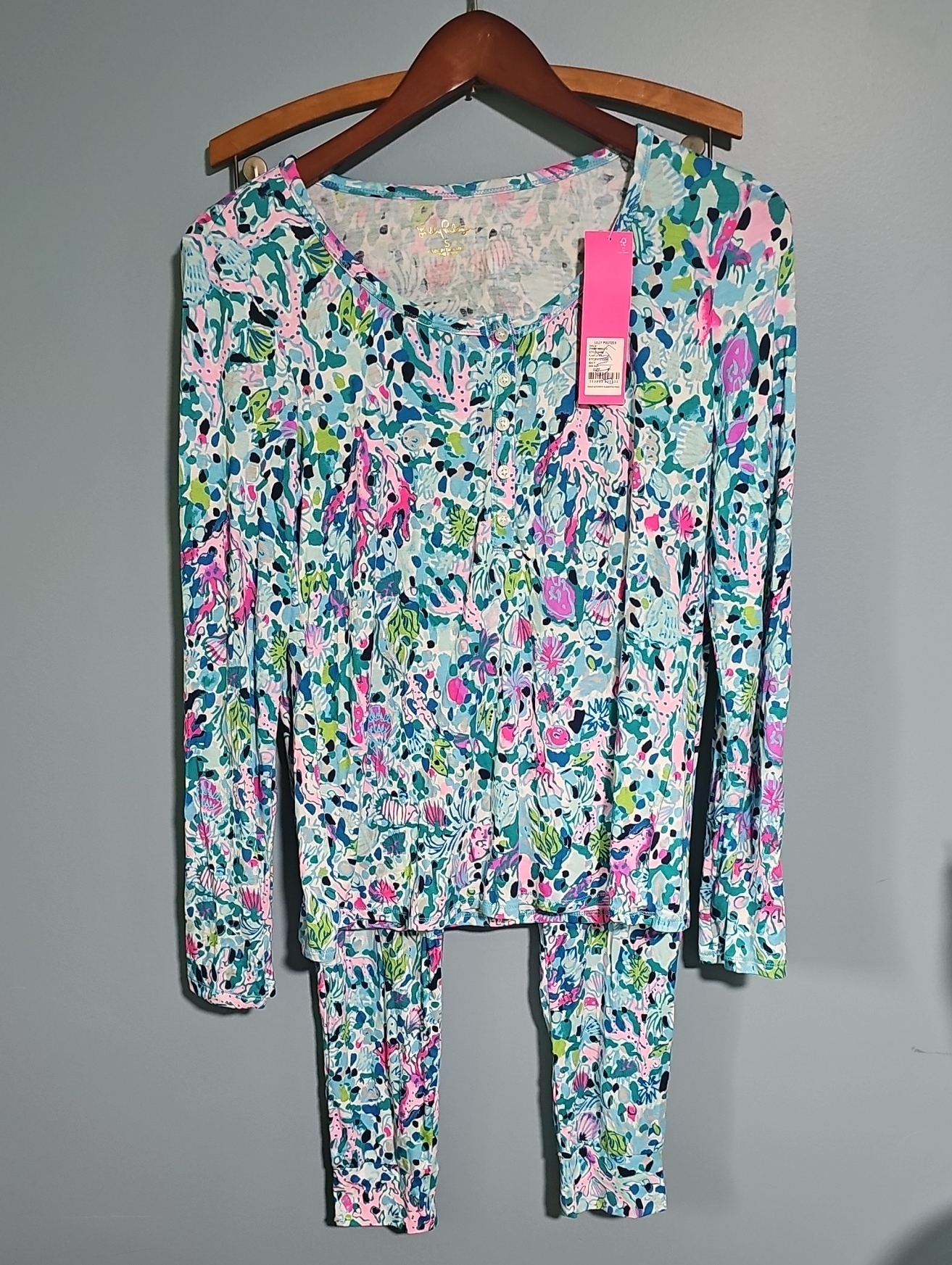 Nwt Lilly Pulitzer Women's Pajama Set-Henley Top & Knit Pant Jogger Size Small